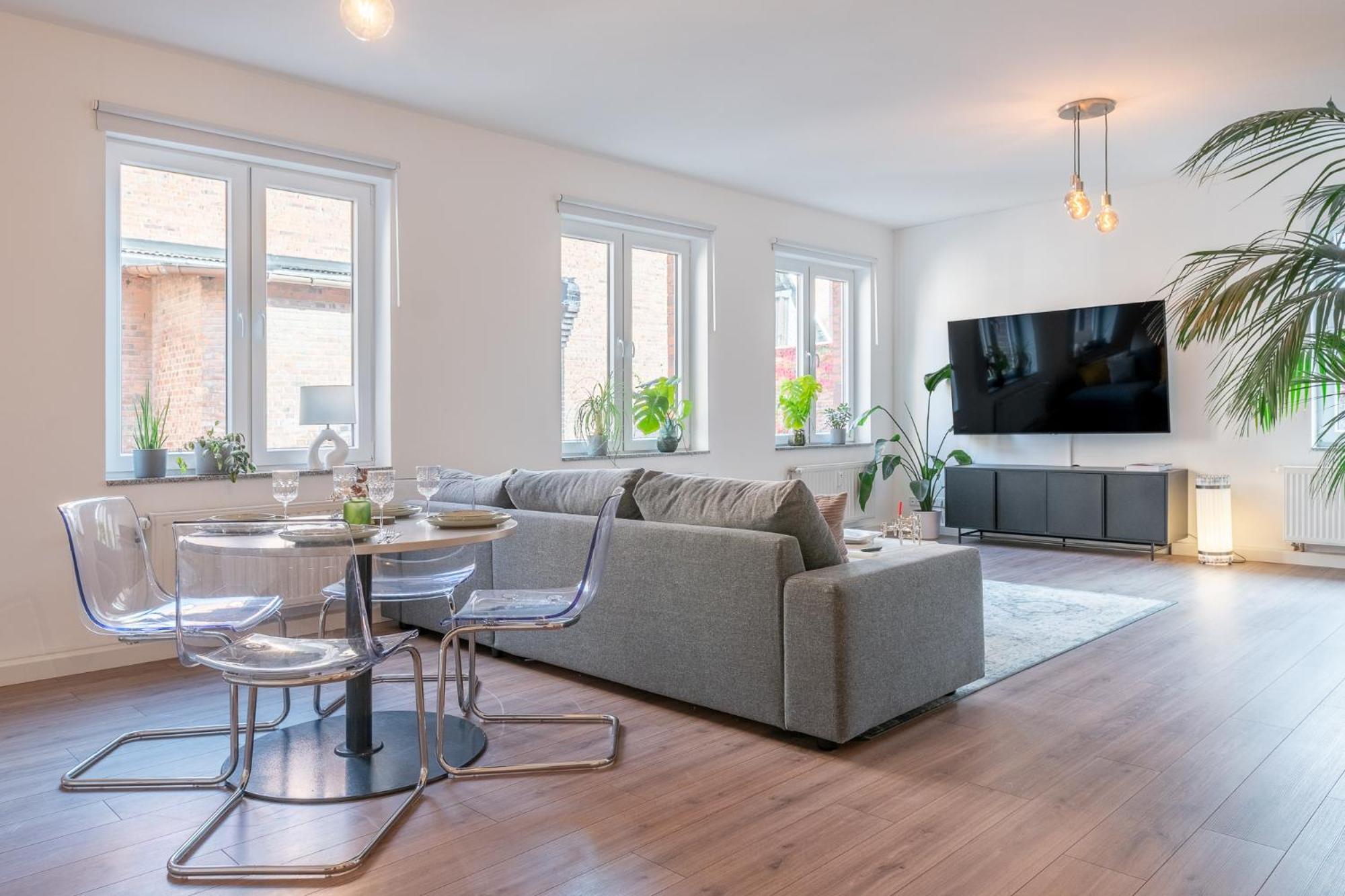 Luxurioeses Apartment, 10Min Innenstadt, Parkplatz Erfurt Dış mekan fotoğraf