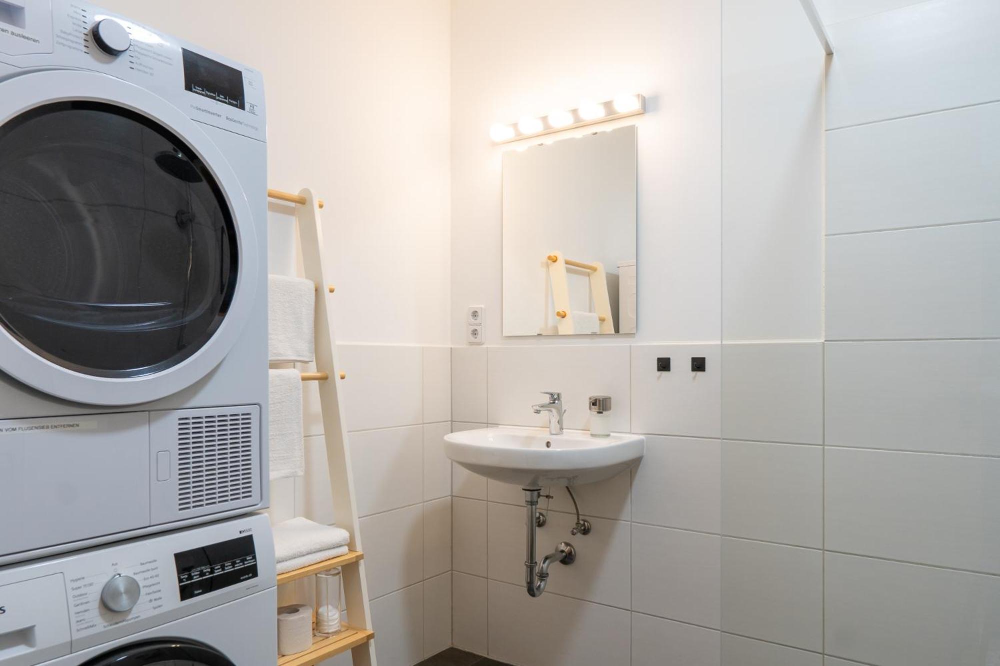 Luxurioeses Apartment, 10Min Innenstadt, Parkplatz Erfurt Dış mekan fotoğraf